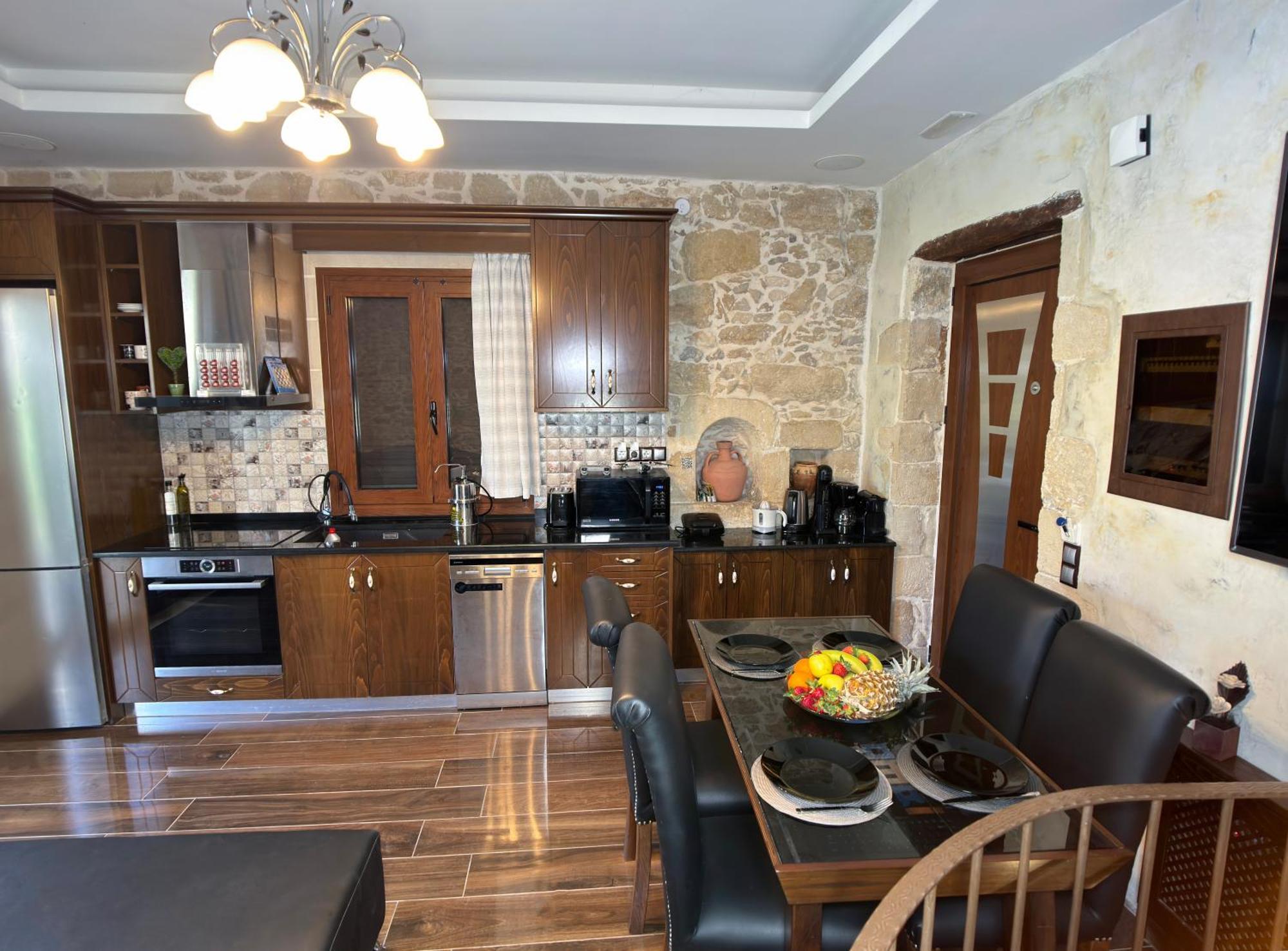 Heated Private Ozone Salt Pool, Jacuzzi, Cinema Inside & Outside, Ping Pong, Billiard, Ps5, Playground, Giant Chess, Giant Monopoly, Table Football, 3X Surround Sound - Villa Rokka Luxe Kissamos Bagian luar foto