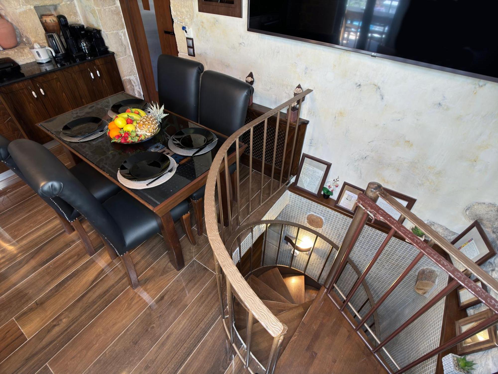 Heated Private Ozone Salt Pool, Jacuzzi, Cinema Inside & Outside, Ping Pong, Billiard, Ps5, Playground, Giant Chess, Giant Monopoly, Table Football, 3X Surround Sound - Villa Rokka Luxe Kissamos Bagian luar foto