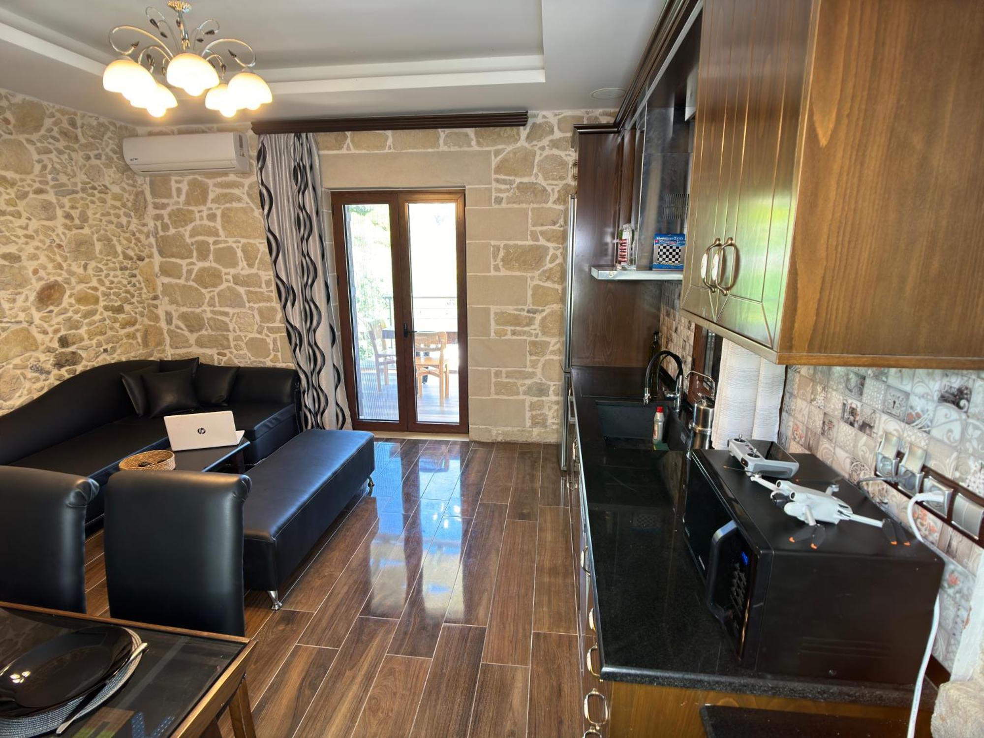 Heated Private Ozone Salt Pool, Jacuzzi, Cinema Inside & Outside, Ping Pong, Billiard, Ps5, Playground, Giant Chess, Giant Monopoly, Table Football, 3X Surround Sound - Villa Rokka Luxe Kissamos Bagian luar foto