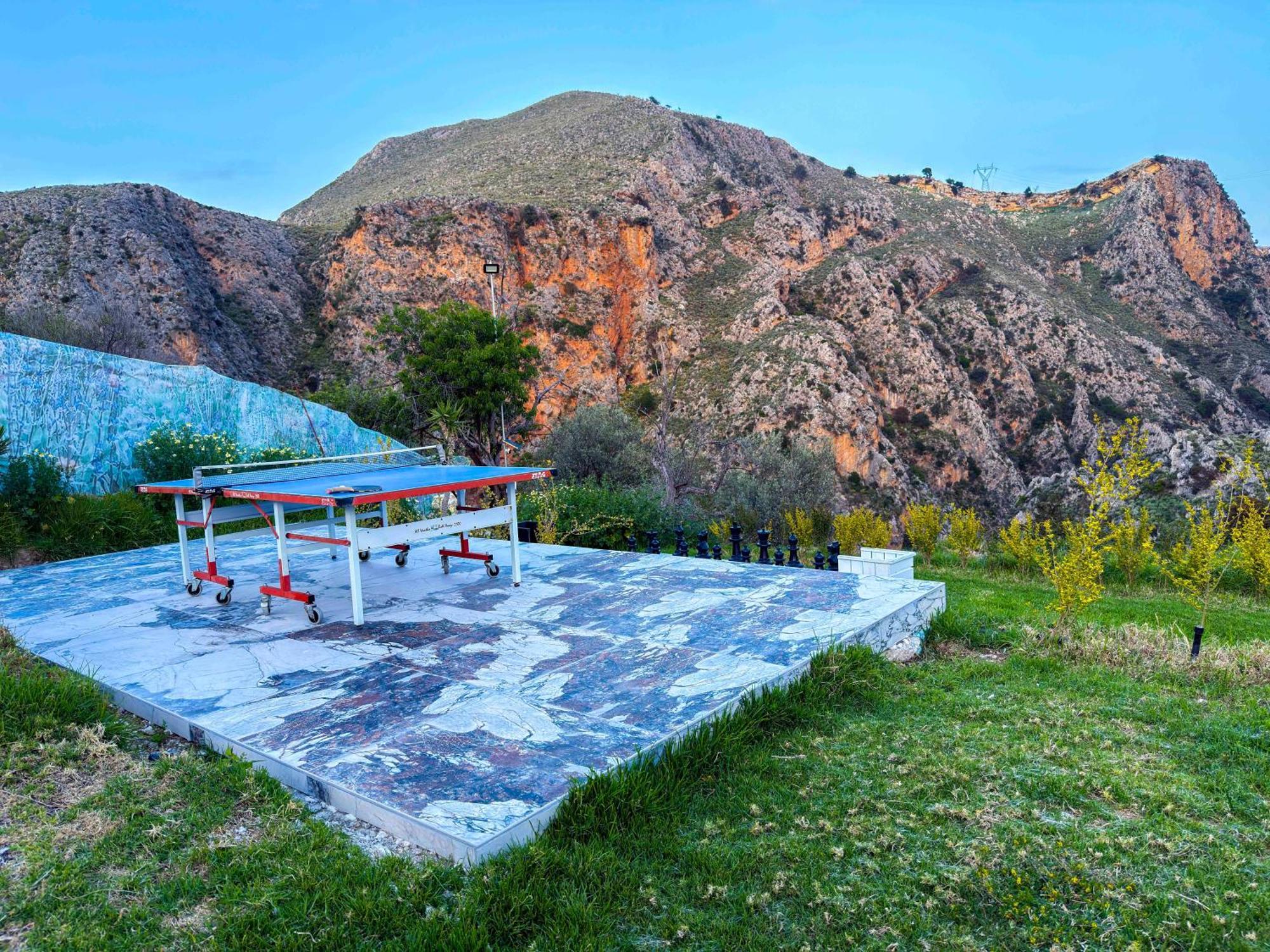Heated Private Ozone Salt Pool, Jacuzzi, Cinema Inside & Outside, Ping Pong, Billiard, Ps5, Playground, Giant Chess, Giant Monopoly, Table Football, 3X Surround Sound - Villa Rokka Luxe Kissamos Bagian luar foto