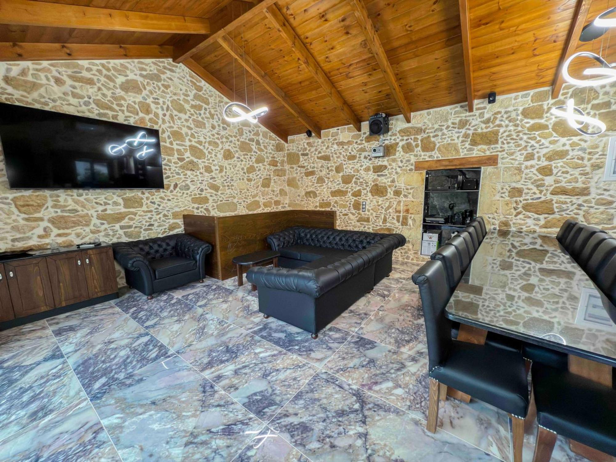 Heated Private Ozone Salt Pool, Jacuzzi, Cinema Inside & Outside, Ping Pong, Billiard, Ps5, Playground, Giant Chess, Giant Monopoly, Table Football, 3X Surround Sound - Villa Rokka Luxe Kissamos Bagian luar foto